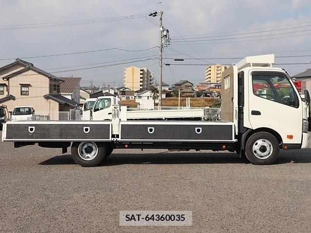 Toyota DYNA TRUCK 2022-07 1742465-9