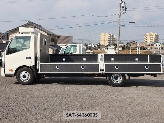 Toyota DYNA TRUCK 2022-07 1742465-11