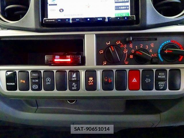 Toyota DYNA TRUCK 2024-03 1742472-10