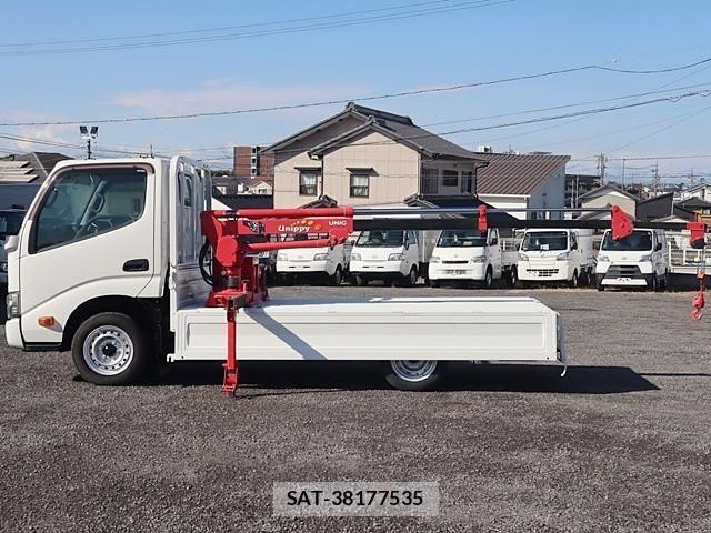 Toyota DYNA TRUCK 2018-10 1742514-17