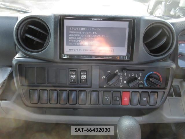Toyota DYNA TRUCK 2017-06 1742533-15