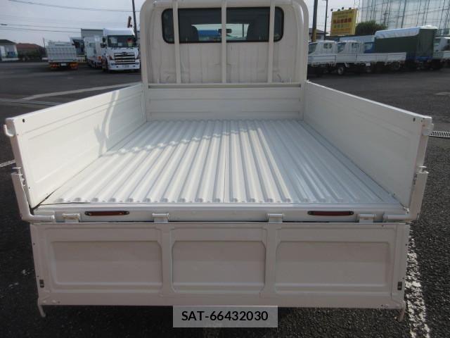 Toyota DYNA TRUCK 2017-06 1742533-7