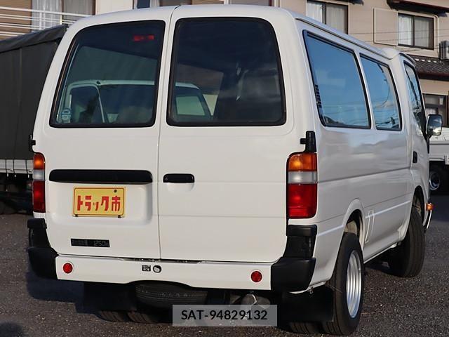 Toyota DYNA TRUCK 2014-07 1742547-4