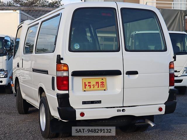 Toyota DYNA TRUCK 2014-07 1742547-6