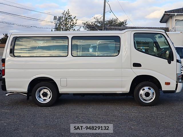 Toyota DYNA TRUCK 2014-07 1742547-7