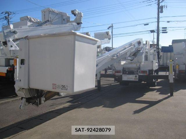 Toyota DYNA TRUCK 2010-03 2208329-10
