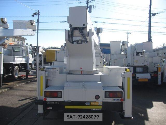Toyota DYNA TRUCK 2010-03 2208329-5
