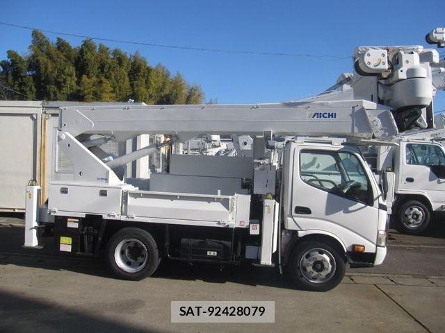 Toyota DYNA TRUCK 2010-03 2208329-6