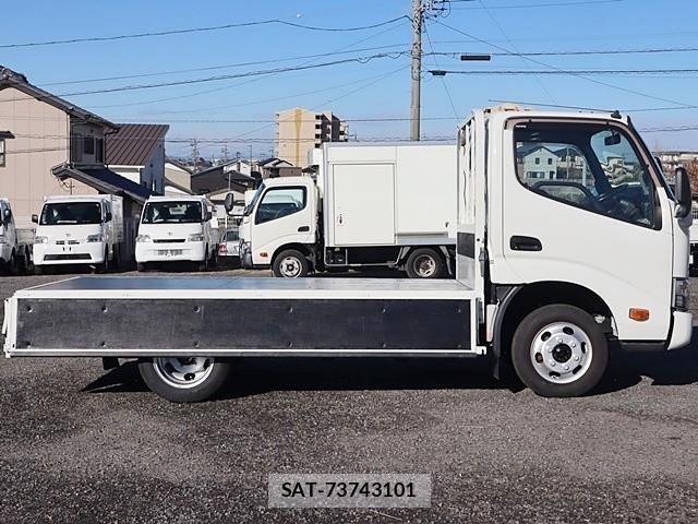Toyota DYNA TRUCK 2018-03 2316300-9
