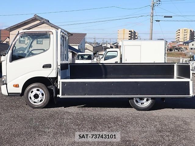 Toyota DYNA TRUCK 2018-03 2316300-12