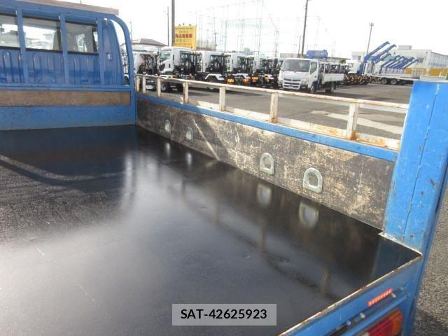 Toyota DYNA TRUCK 2013-07 2316297-11