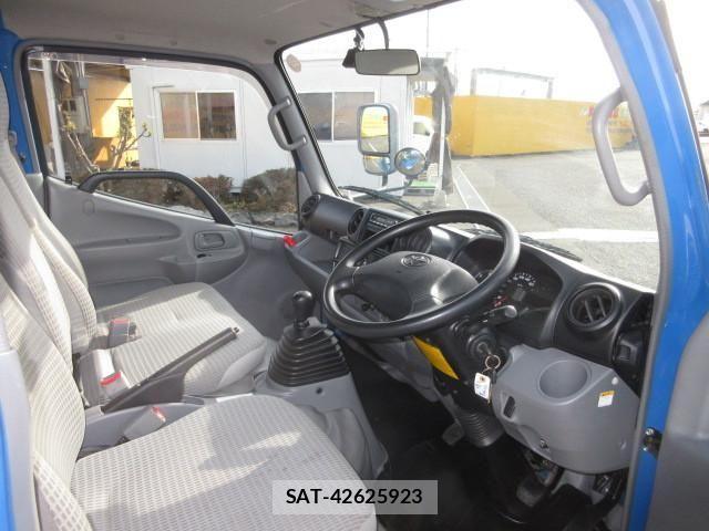 Toyota DYNA TRUCK 2013-07 2316297-17