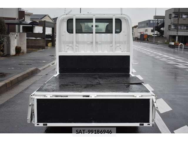 Toyota DYNA TRUCK 2007-05 2316317-14