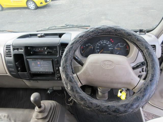 Toyota DYNA TRUCK 2010-07 2385702-13