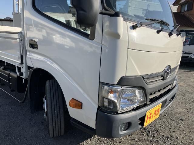 Toyota DYNA TRUCK 2017-06 2385681-12