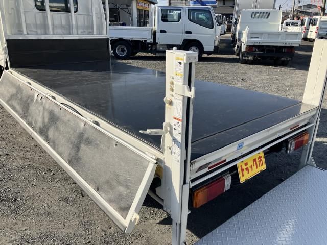 Toyota DYNA TRUCK 2017-06 2385681-18