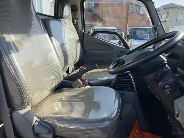 Toyota DYNA TRUCK 2017-06 2385681-24