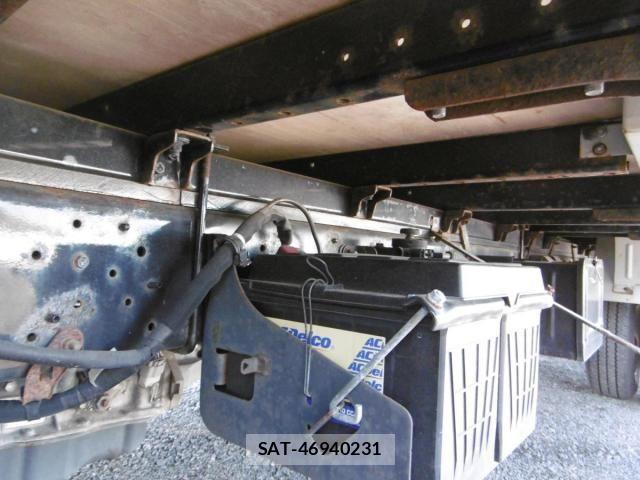Toyota DYNA TRUCK 2017-11 2446192-24