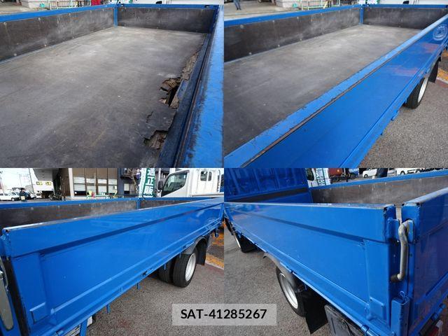 Toyota DYNA TRUCK 2022-03 2663700-2