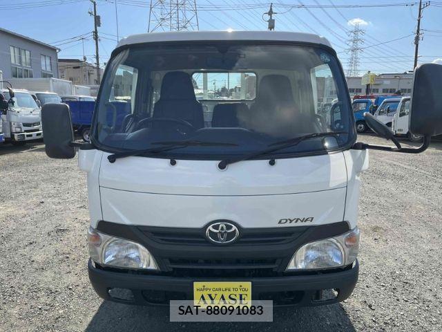 Toyota DYNA TRUCK 2013-10 3014171-1
