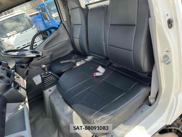Toyota DYNA TRUCK 2013-10 3014171-21