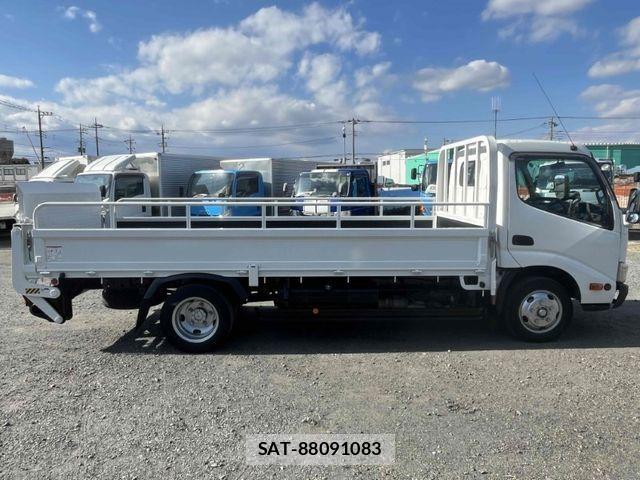 Toyota DYNA TRUCK 2013-10 3014171-2