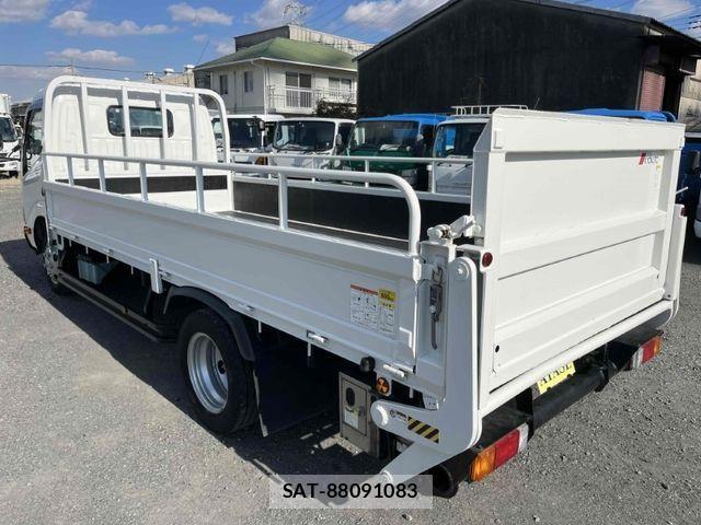 Toyota DYNA TRUCK 2013-10 3014171-3