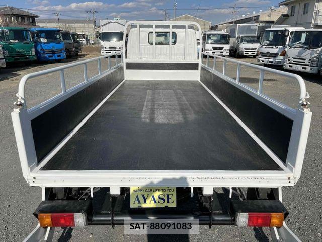 Toyota DYNA TRUCK 2013-10 3014171-6