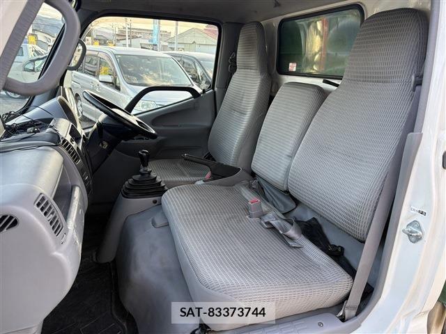 Toyota DYNA TRUCK 2015-11 3372383-24