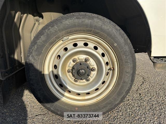 Toyota DYNA TRUCK 2015-11 3372383-6