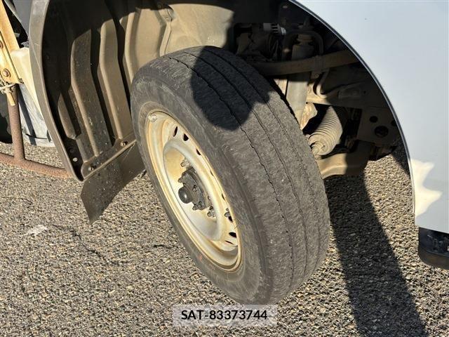 Toyota DYNA TRUCK 2015-11 3372383-7