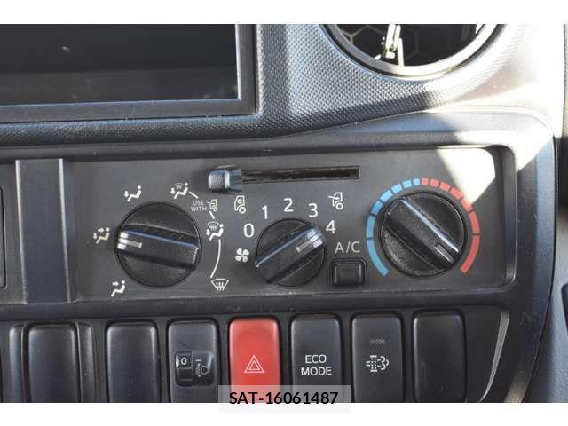 Toyota DYNA TRUCK 2013-12 3414030-12
