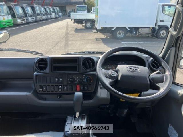 Toyota DYNA TRUCK 2024-09 3667758-1