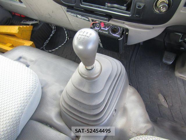 Toyota DYNA TRUCK 2005-04 3714053-20