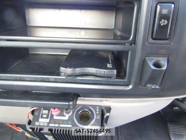 Toyota DYNA TRUCK 2005-04 3714053-23