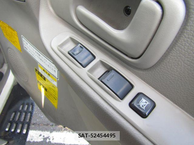 Toyota DYNA TRUCK 2005-04 3714053-26