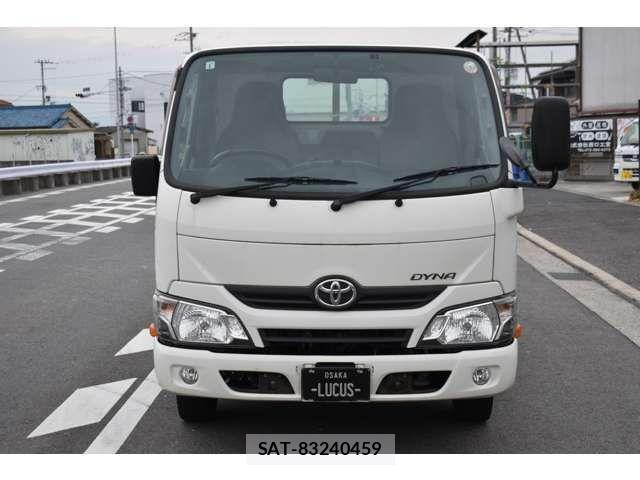 Toyota DYNA TRUCK 2017-01 3832448-2