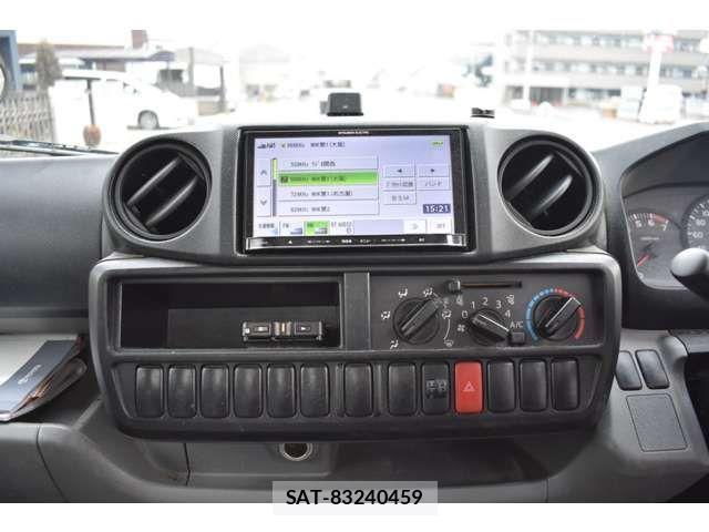 Toyota DYNA TRUCK 2017-01 3832448-4