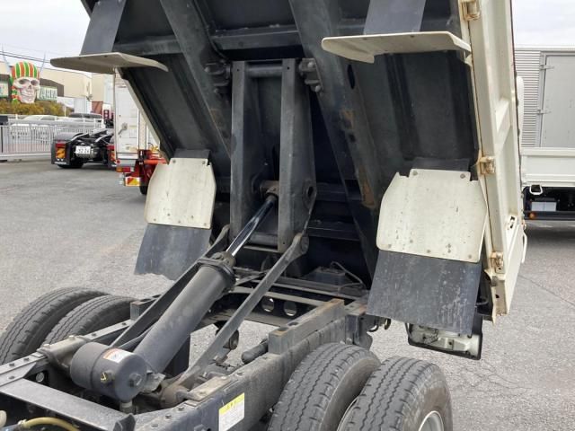 Toyota DYNA TRUCK 2023-08 3847209-12