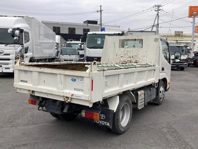 Toyota DYNA TRUCK 2023-08 3847209-2