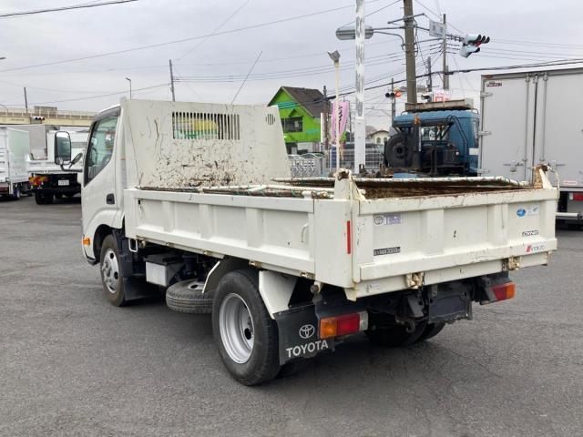 Toyota DYNA TRUCK 2023-08 3847209-3