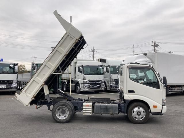 Toyota DYNA TRUCK 2023-08 3847209-5