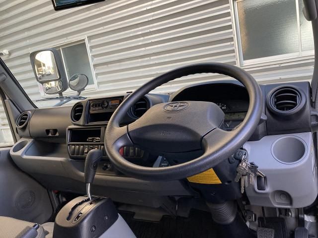 Toyota DYNA TRUCK 2018-04 3847212-14