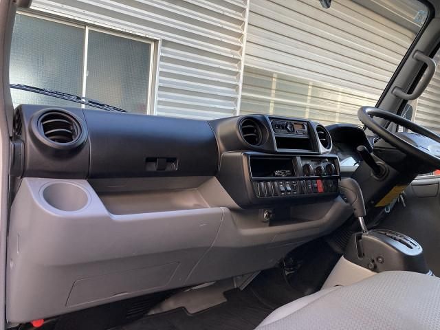 Toyota DYNA TRUCK 2018-04 3847212-18