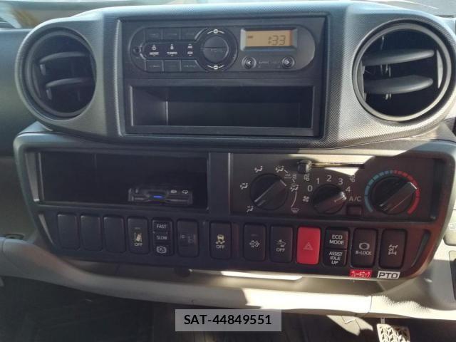 Toyota DYNA TRUCK 2019-03 3933943-29