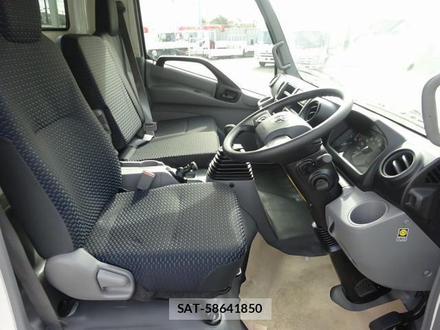 Toyota DYNA TRUCK 2026-01 3933942-7