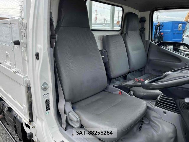Toyota DYNA TRUCK 2018-10 4041395-19