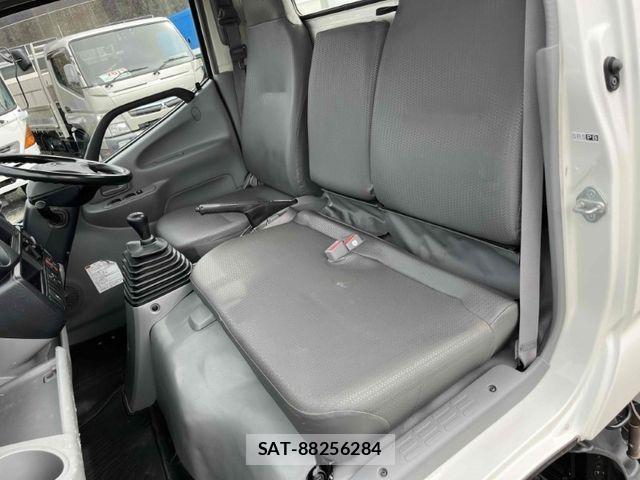 Toyota DYNA TRUCK 2018-10 4041395-23