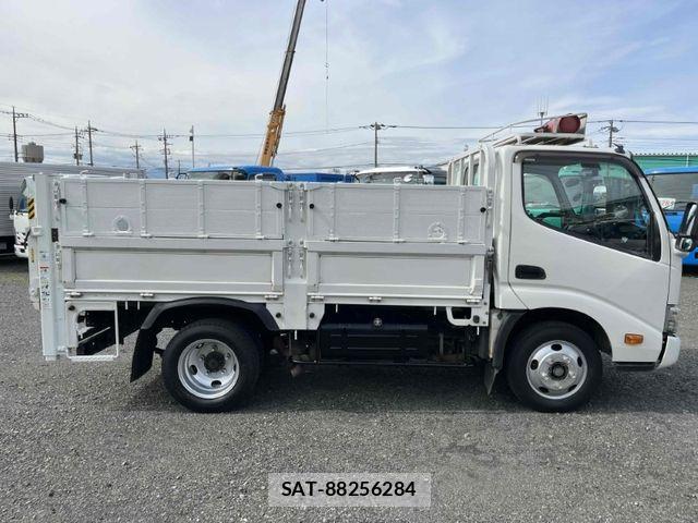 Toyota DYNA TRUCK 2018-10 4041395-2