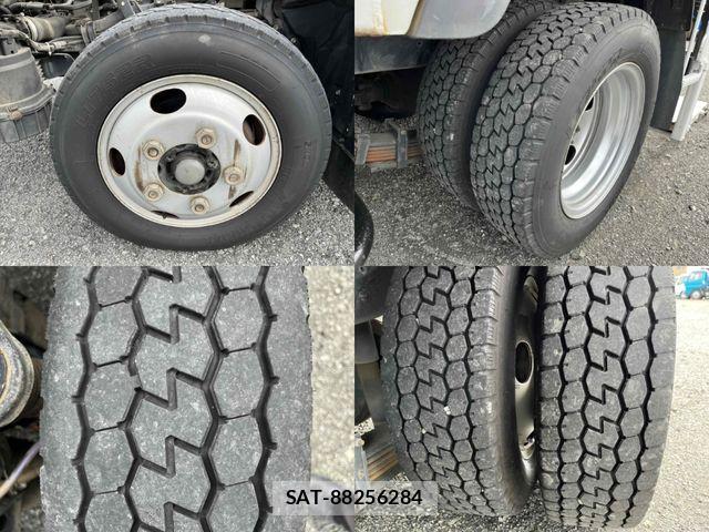 Toyota DYNA TRUCK 2018-10 4041395-29